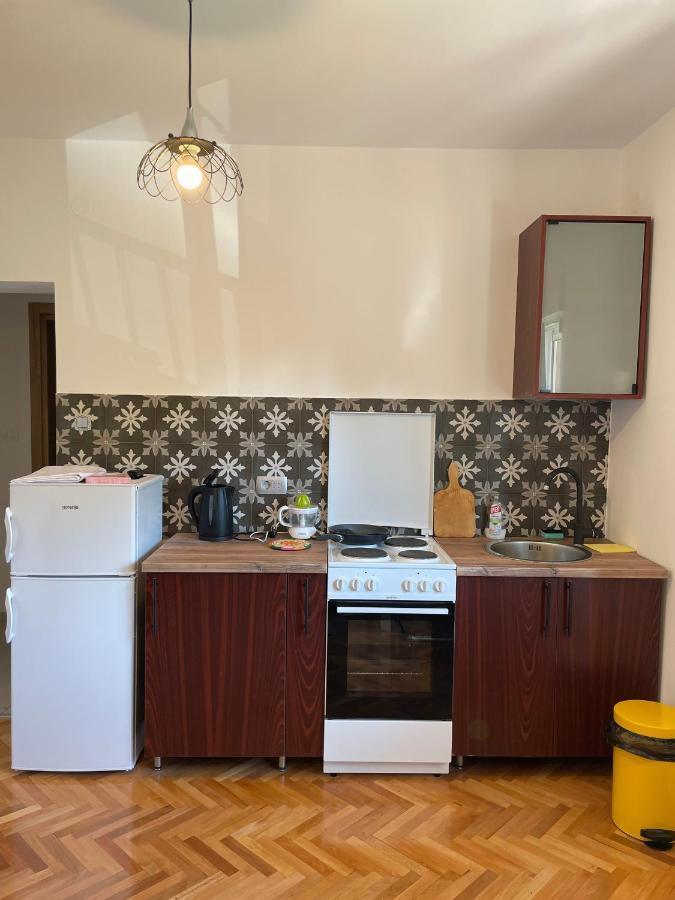 Entire 1-Bedroom Apartment With Free Parking Podgorica Zewnętrze zdjęcie